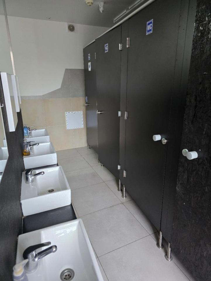Jasna Hotelik Self Check-In Warszawa Exteriör bild
